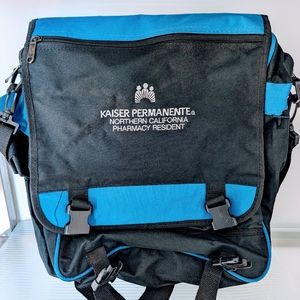 Side shoulder bag for documents or laptops, office, blue black